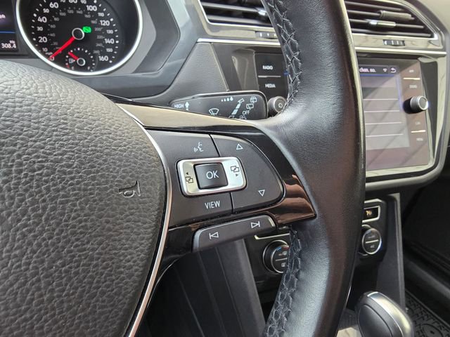 Used 2019 Volkswagen Tiguan SE image 40