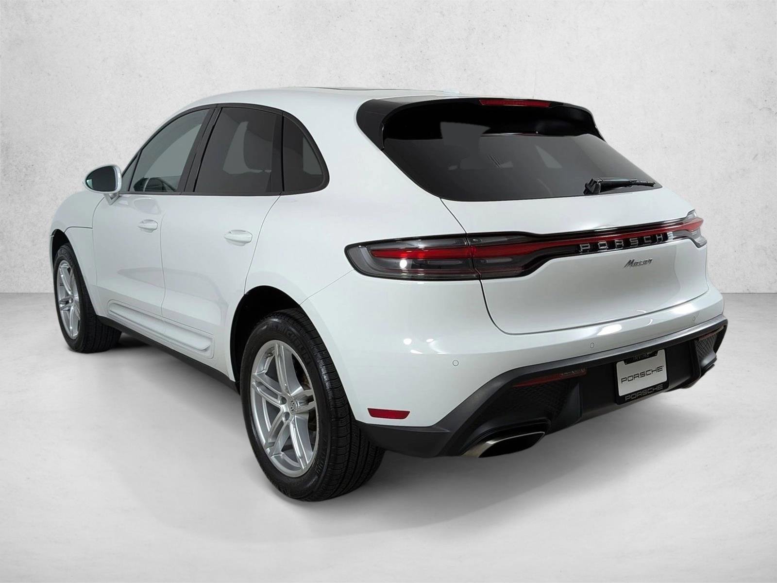 Certified 2025 Porsche Macan Turbo AWD/4WD image 3