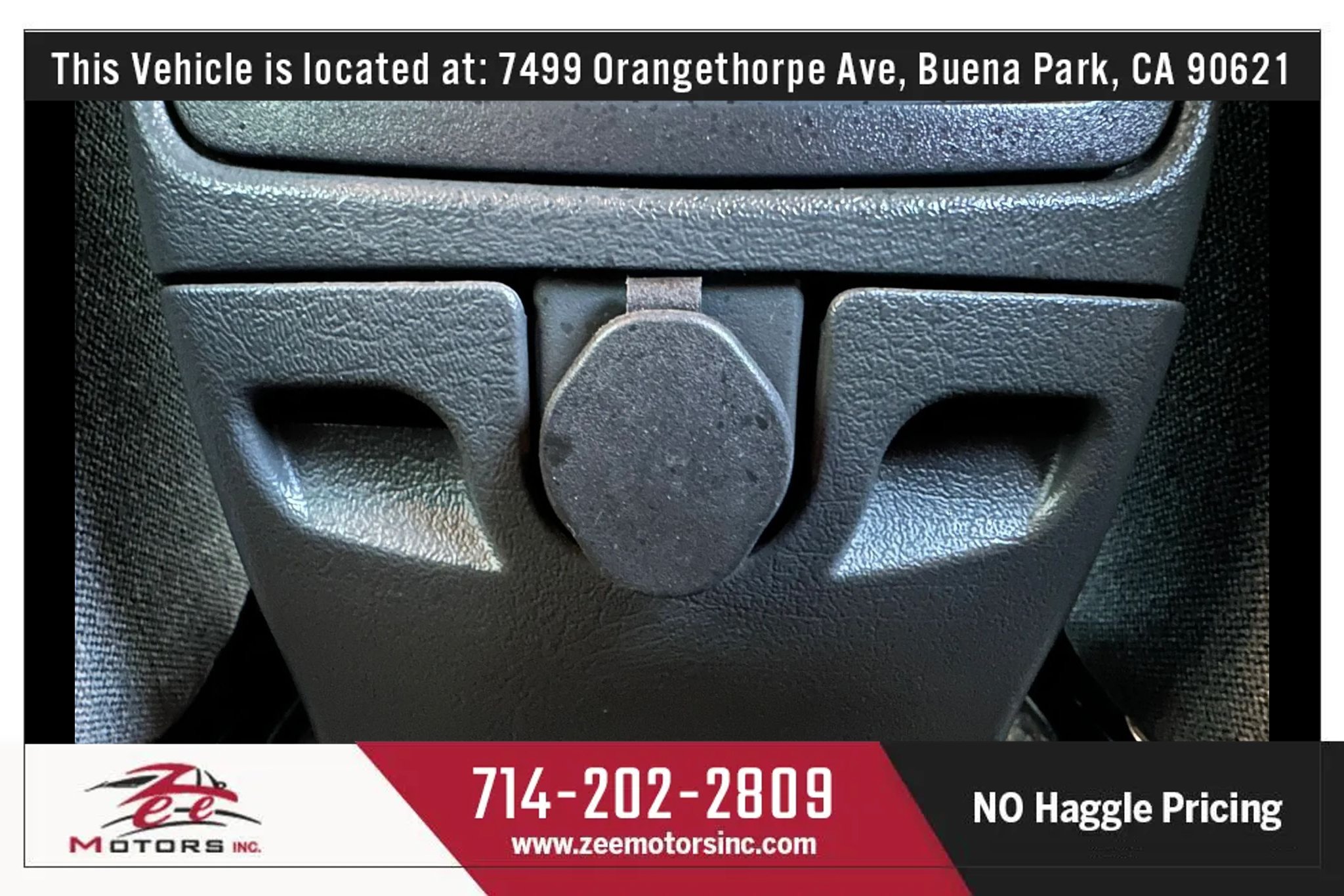 Used 2004 GMC Envoy SLE w/ Preferred Equipment Group RWD image 35