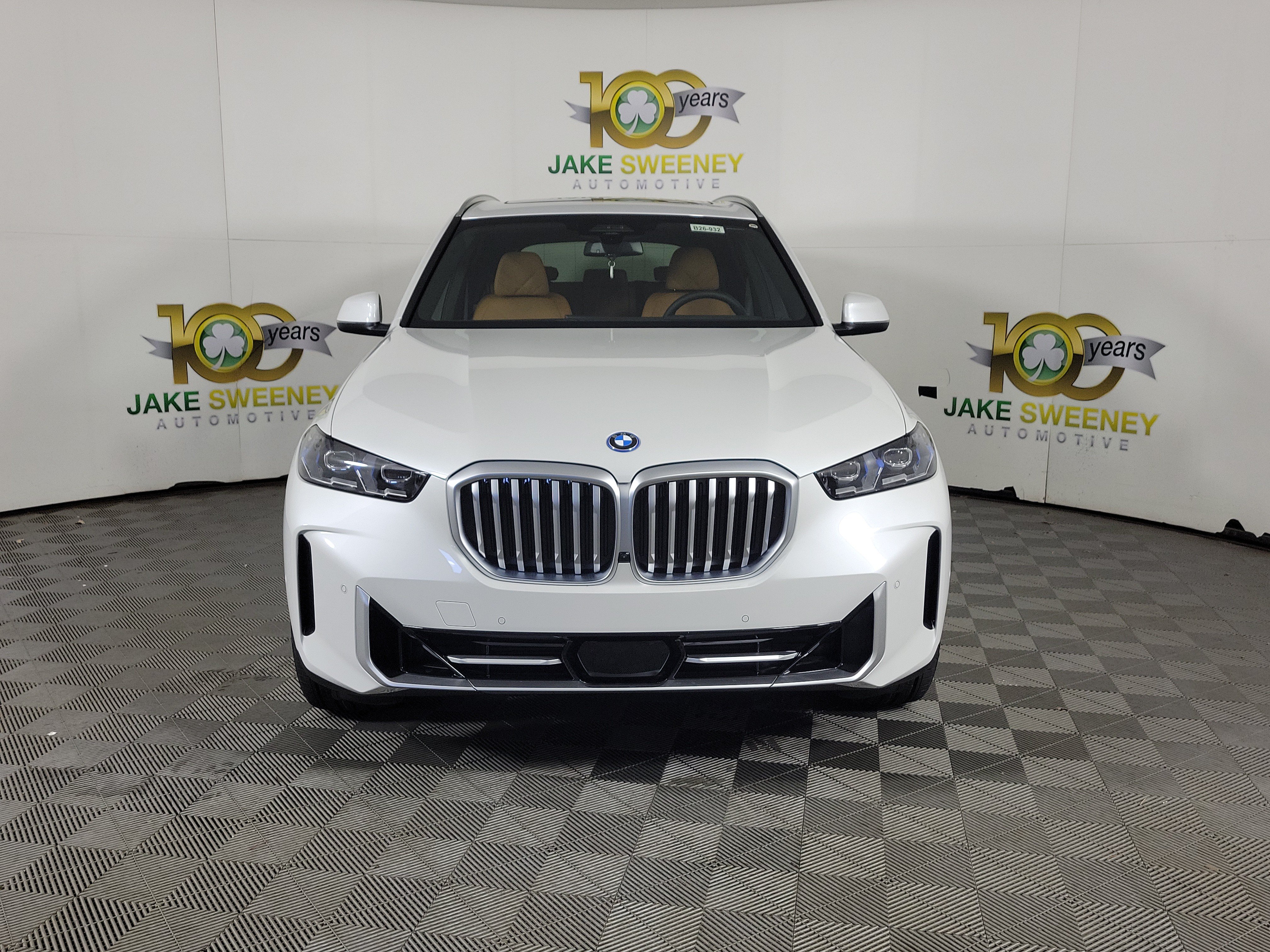 New 2026 BMW X5 xDrive50e w/ Executive Package AWD/4WD image 2