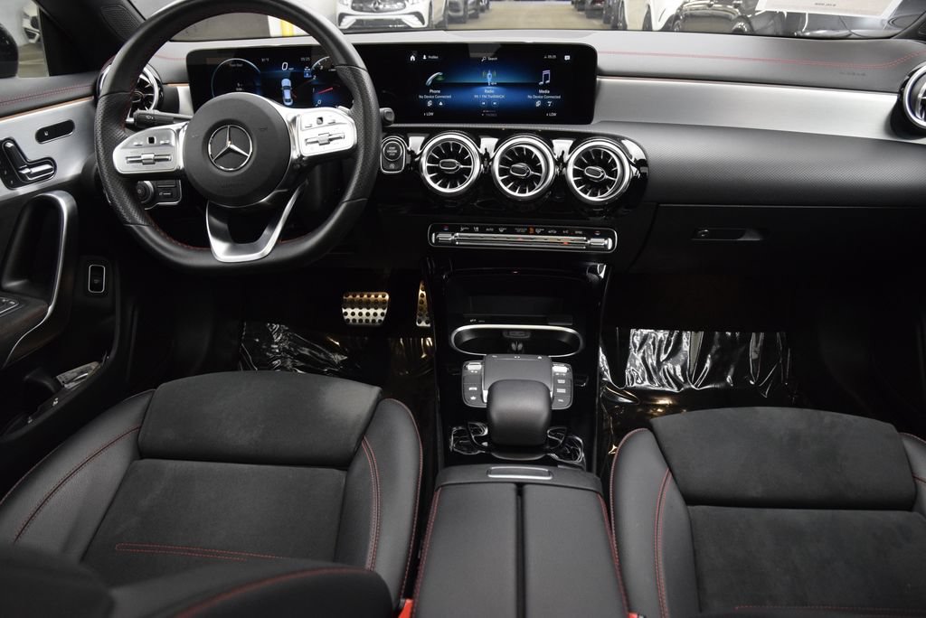 Used 2023 Mercedes-Benz CLA 250 image 20