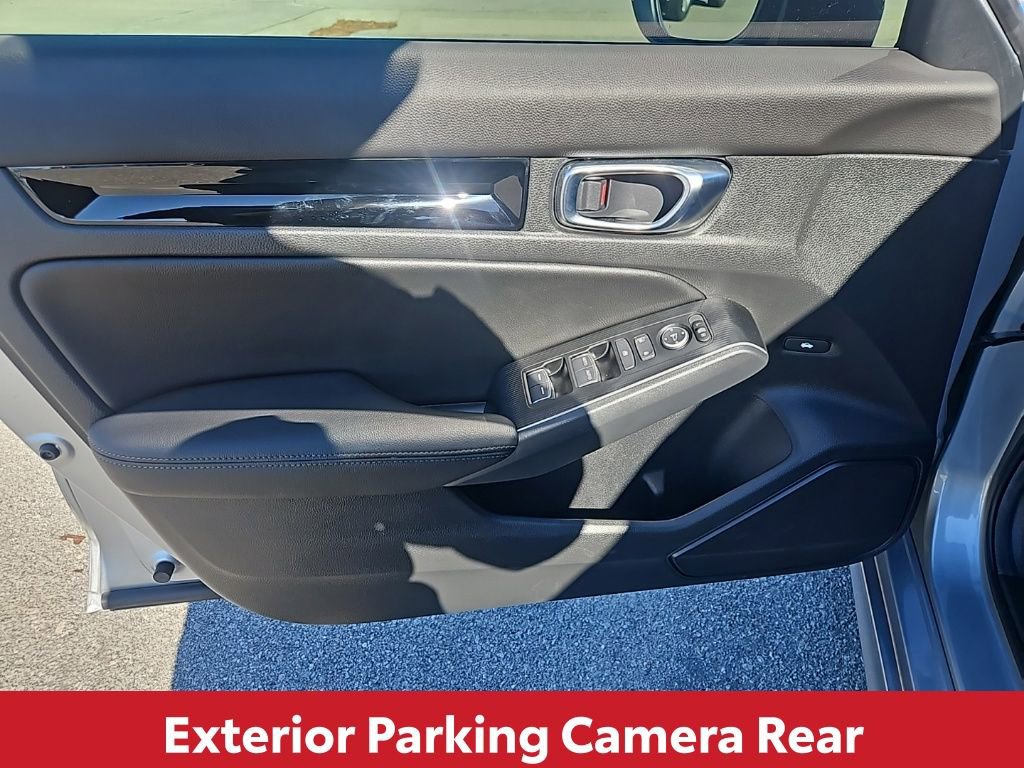 Used 2025 Honda Civic Sport image 13