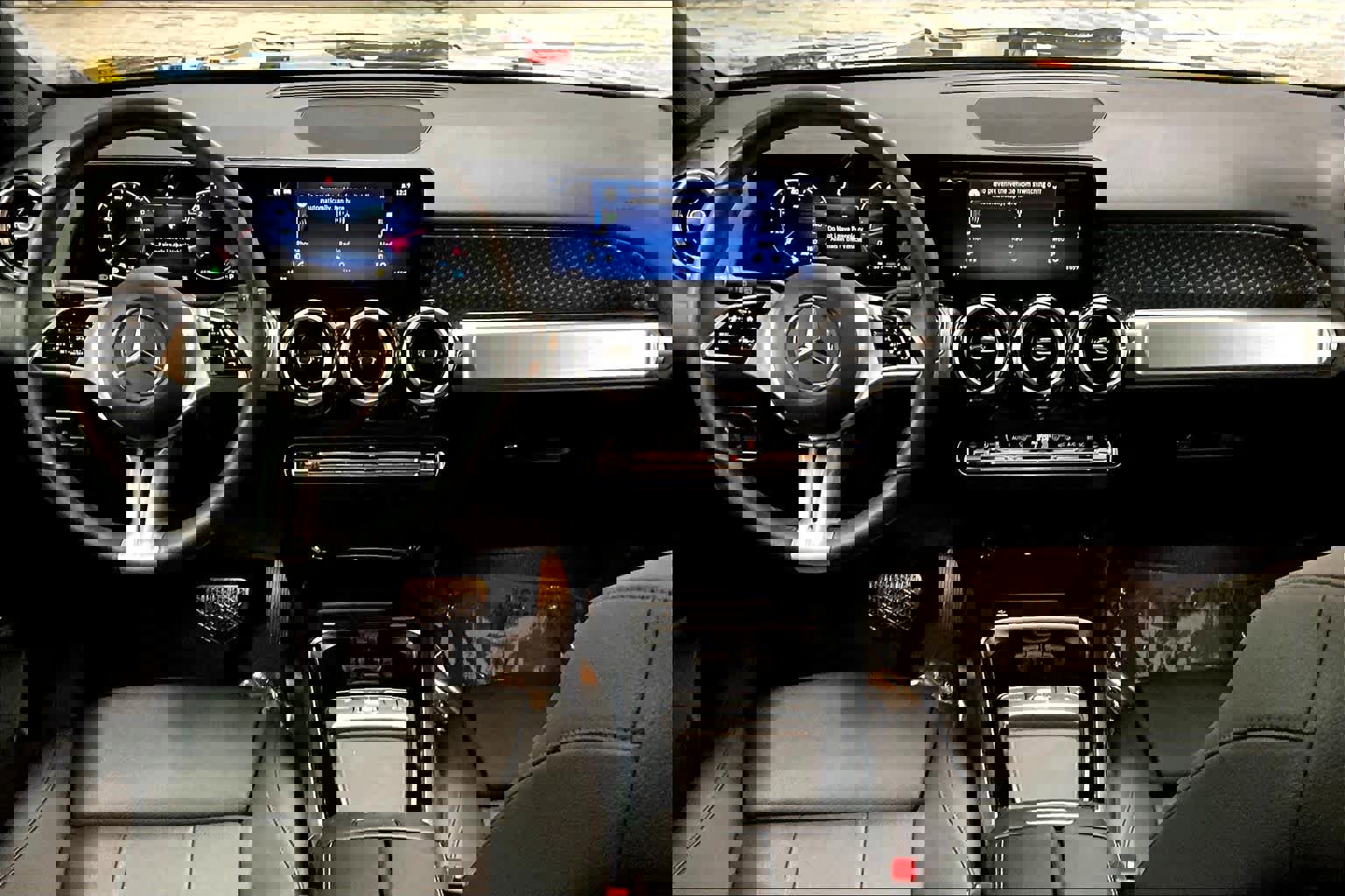 Used 2026 Mercedes-Benz GLB 250 4MATIC image 16