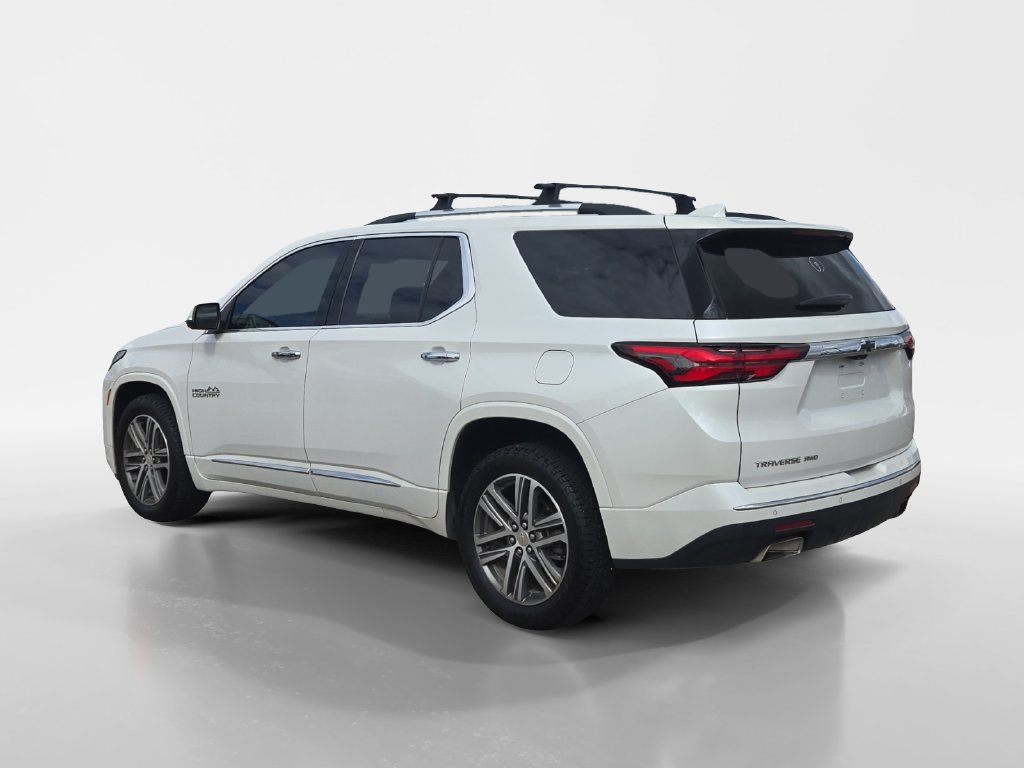 Used 2023 Chevrolet Traverse High Country w/ LPO, Floor Liner Package AWD/4WD image 3