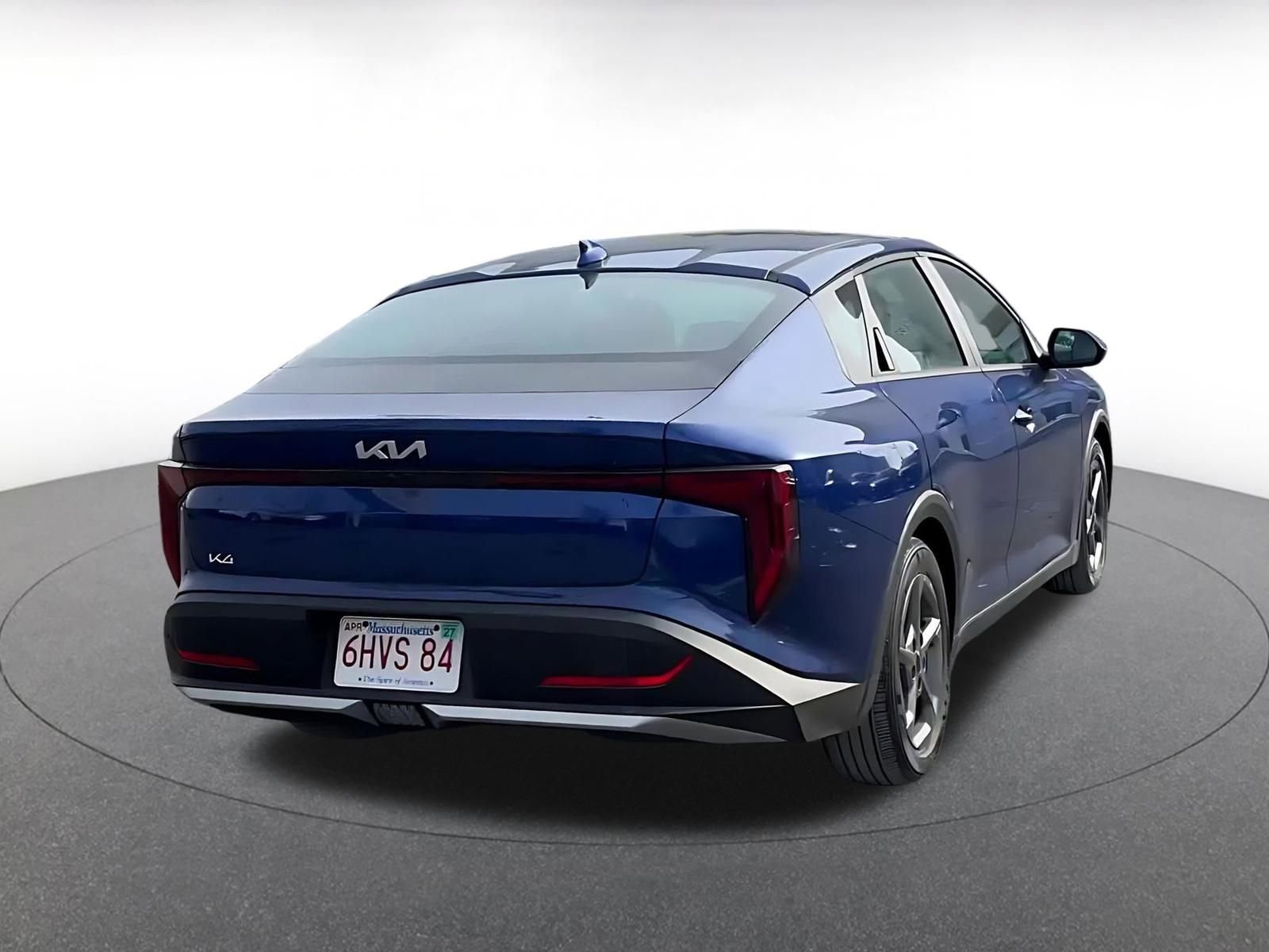 Used 2025 Kia K4 LXS image 14