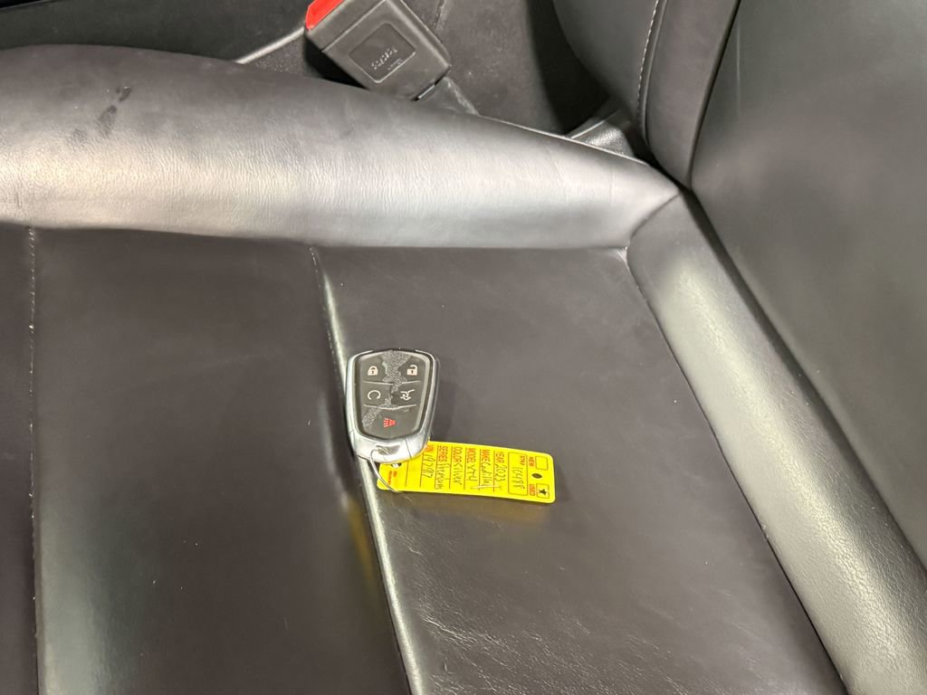 Used 2023 Cadillac XT4 Premium Luxury image 21
