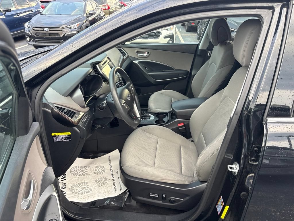 Used 2018 Hyundai Santa Fe Sport w/ 2.4L Value Package 02 AWD/4WD image 9