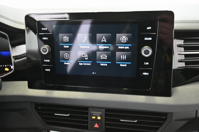 New 2025 Volkswagen Jetta SE image 5