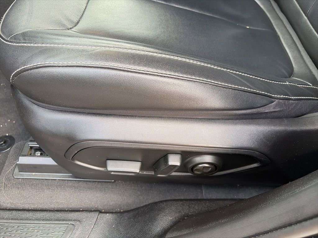 Used 2023 Jeep Grand Cherokee Limited image 25