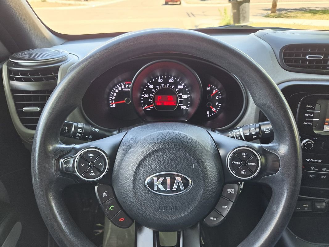 Used 2017 Kia Soul + FWD image 15