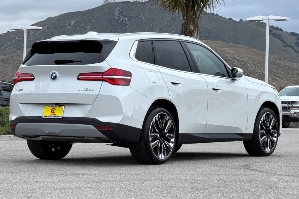 New 2026 BMW X3 xDrive30i w/ Premium Package AWD/4WD image 3