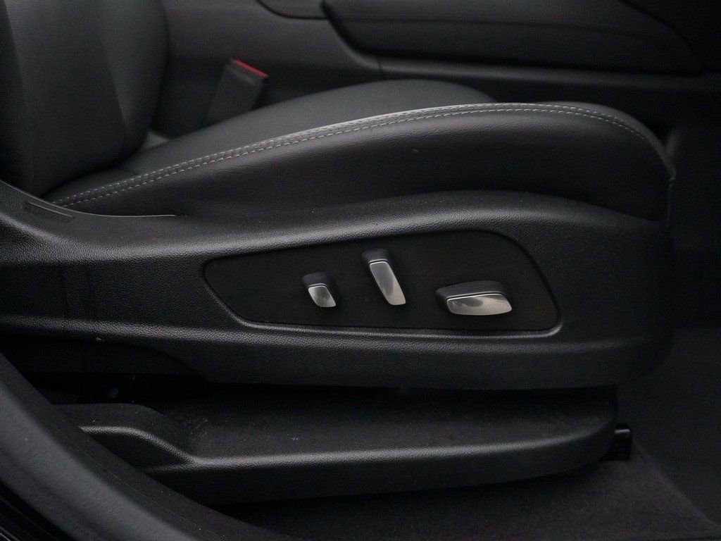 Used 2024 Cadillac XT5 Premium Luxury image 39