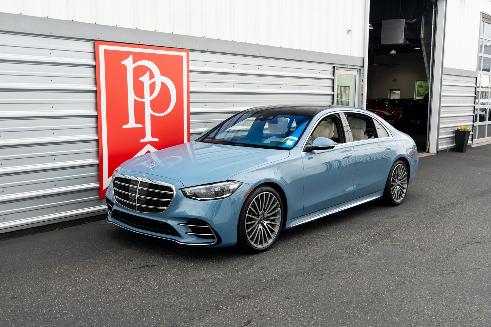 Used 2023 Mercedes-Benz S 500 4MATIC image 37