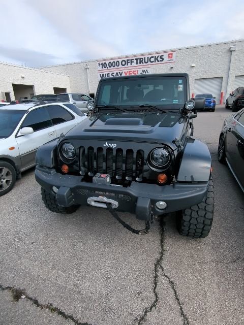 Used 2012 Jeep Wrangler Unlimited Rubicon image 3