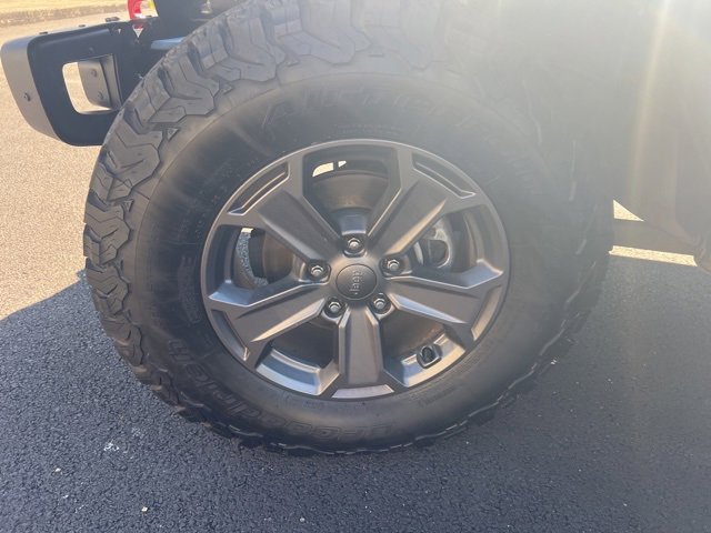 Used 2017 Jeep Wrangler Unlimited Rubicon image 7