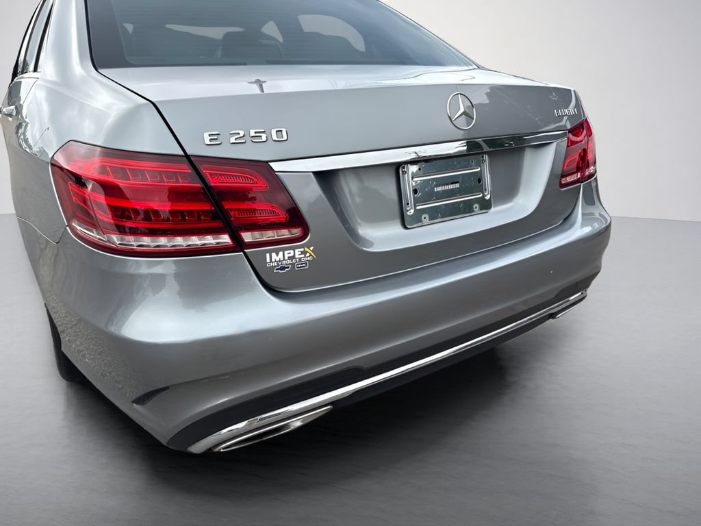 Used 2014 Mercedes-Benz E 250 BlueTEC Sedan image 4