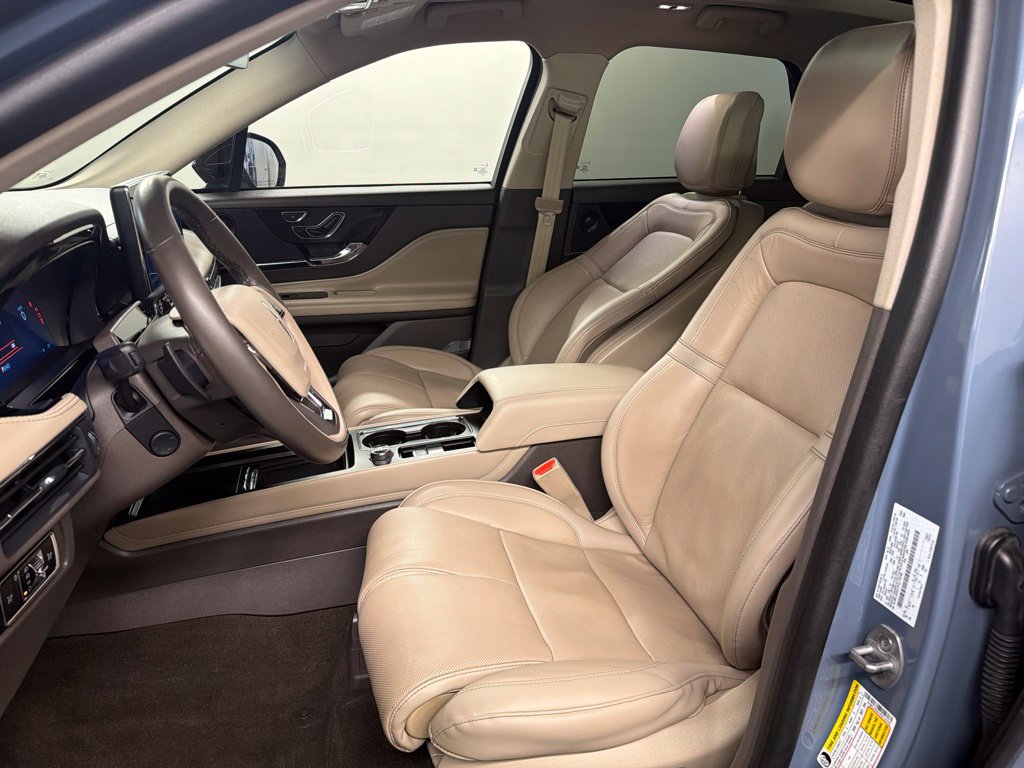 Certified 2023 Lincoln Corsair Reserve w/ Equipment Group 202A AWD/4WD image 28