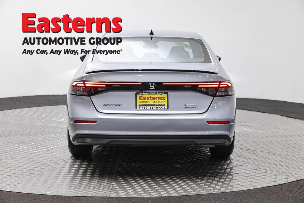 Used 2023 Honda Accord Sport image 6