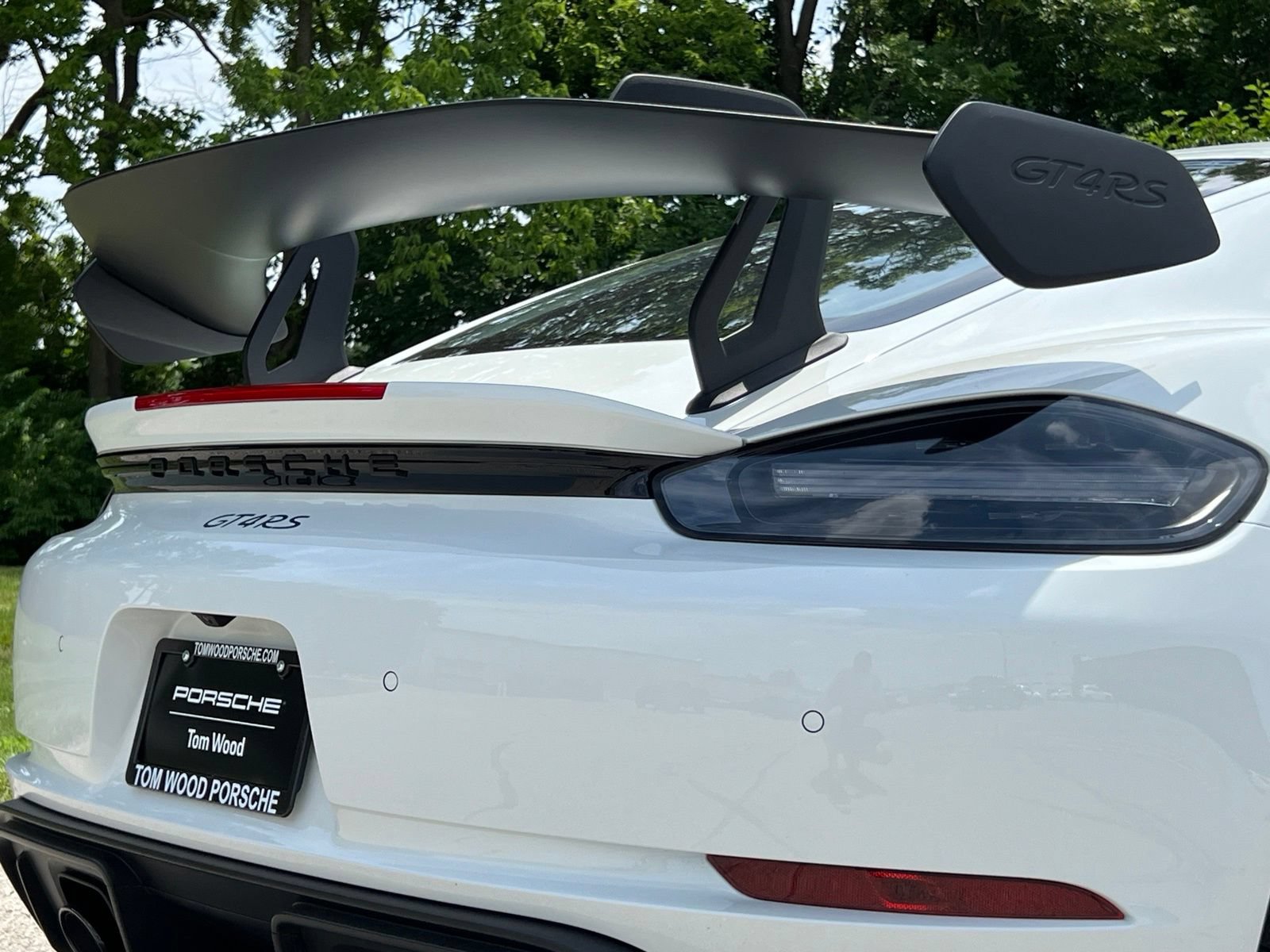 Certified 2024 Porsche 718 Cayman GT4 RS w/ Accent Package Logos RWD image 11