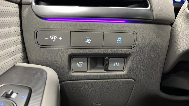 Used 2023 Hyundai Palisade Calligraphy w/ Cargo Package image 41