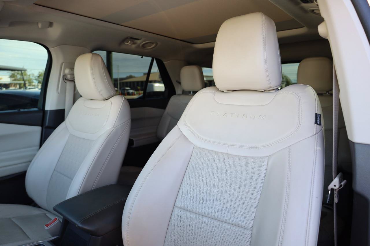 Used 2021 Ford Explorer Platinum AWD/4WD image 6