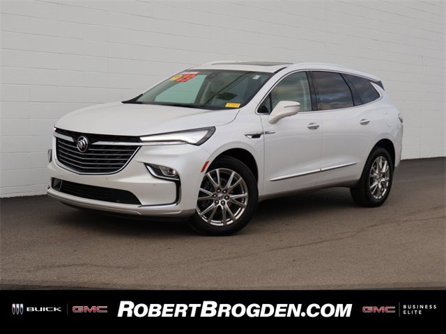 Certified 2023 Buick Enclave Essence w/ Experience Buick Package