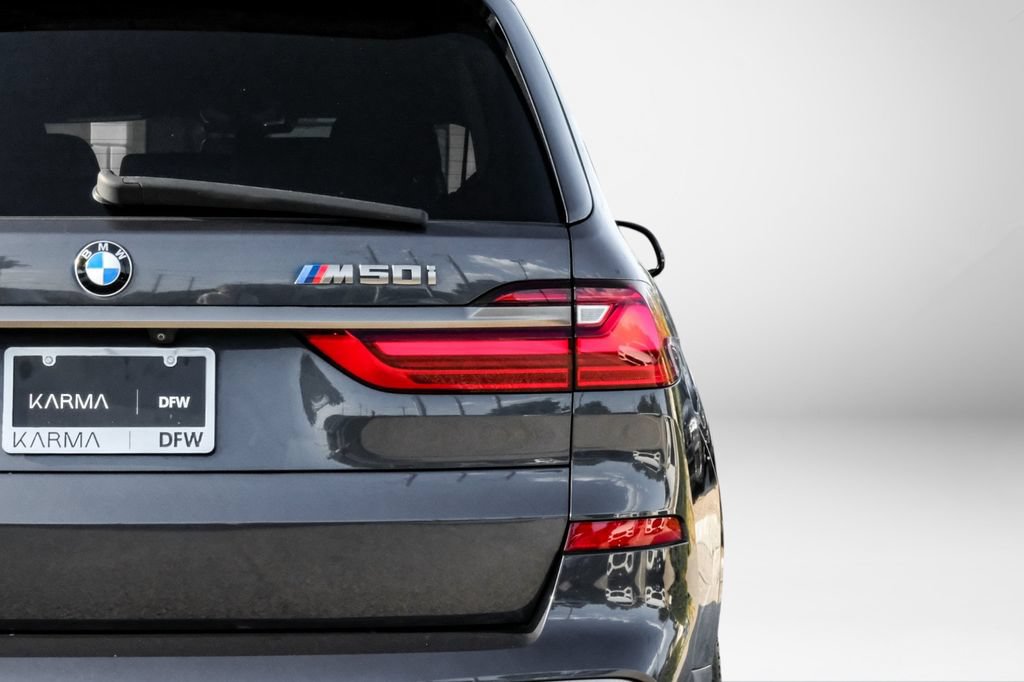 Used 2021 BMW X7 M50i w/ Dynamic Handling Package AWD/4WD image 49