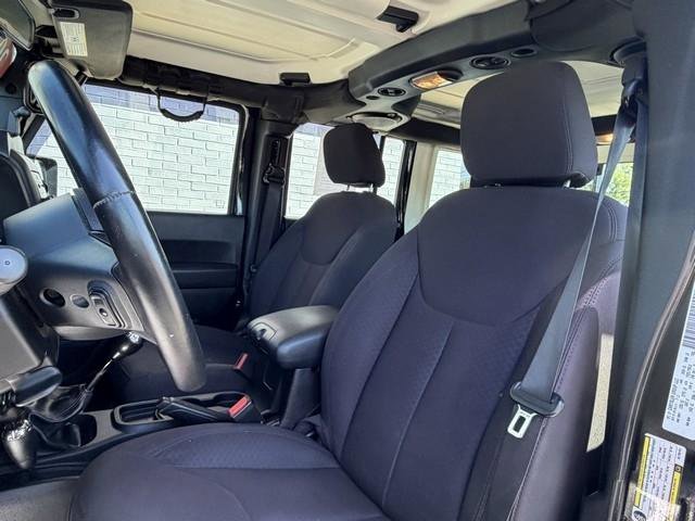 Used 2013 Jeep Wrangler Unlimited Sport w/ Connectivity Group AWD/4WD image 15