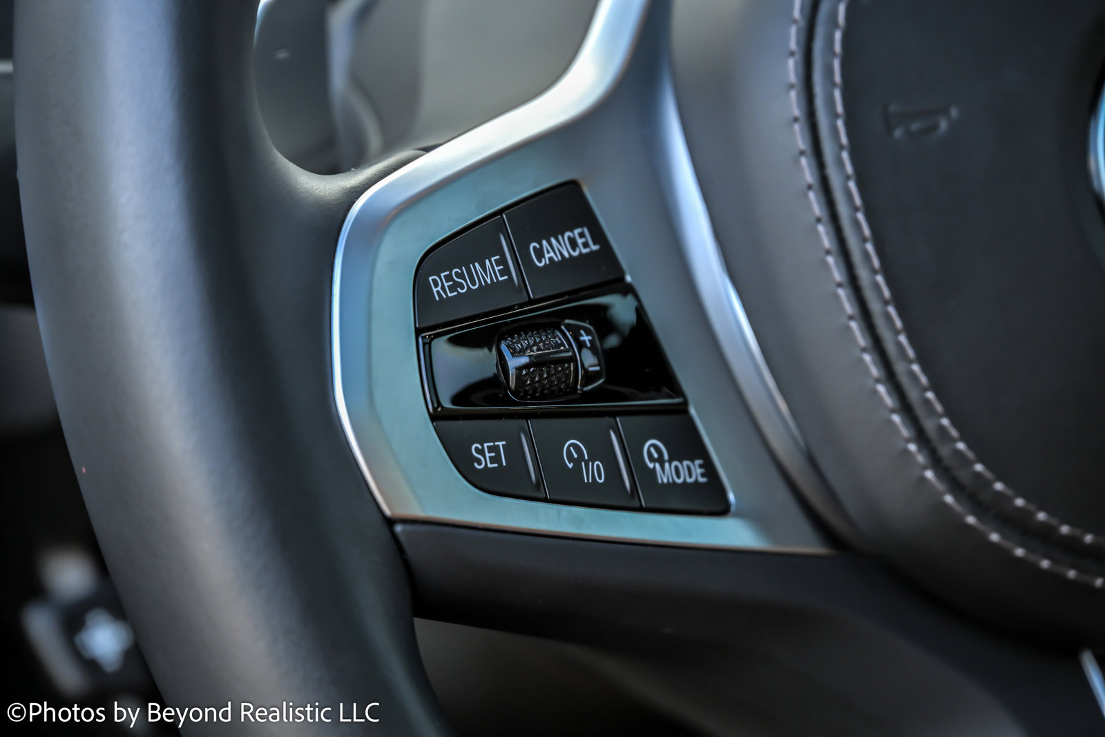 Used 2023 BMW X7 xDrive40i w/ M Sport Package image 35