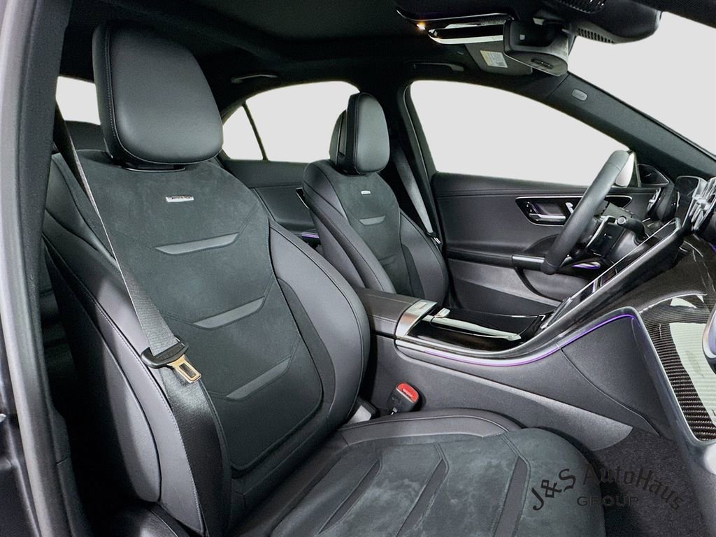 Used 2025 Mercedes-Benz C 63 AMG S image 35