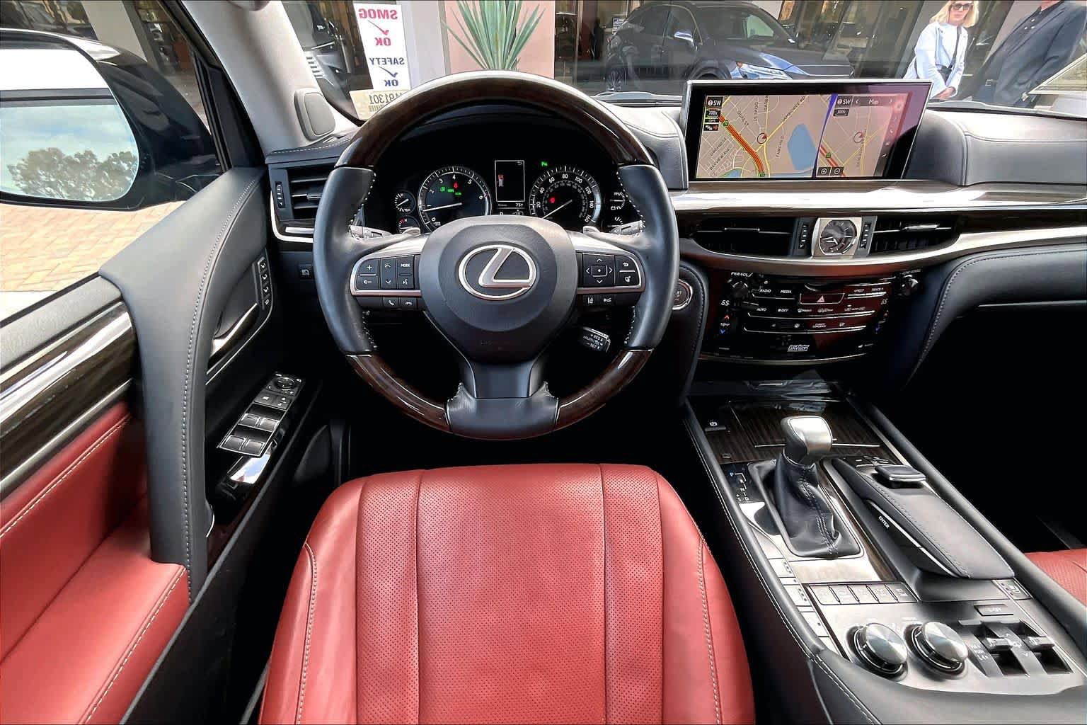 Used 2016 Lexus LX 570 4WD w/ Luxury Package image 5