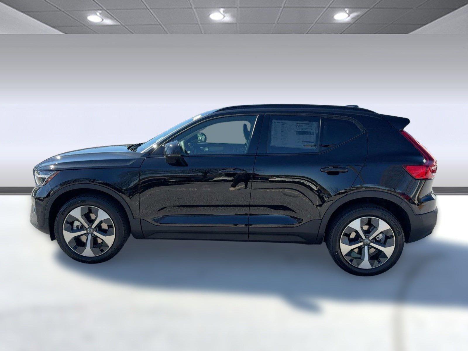 New 2026 Volvo XC40 B5 Plus w/ Climate Package AWD/4WD image 2