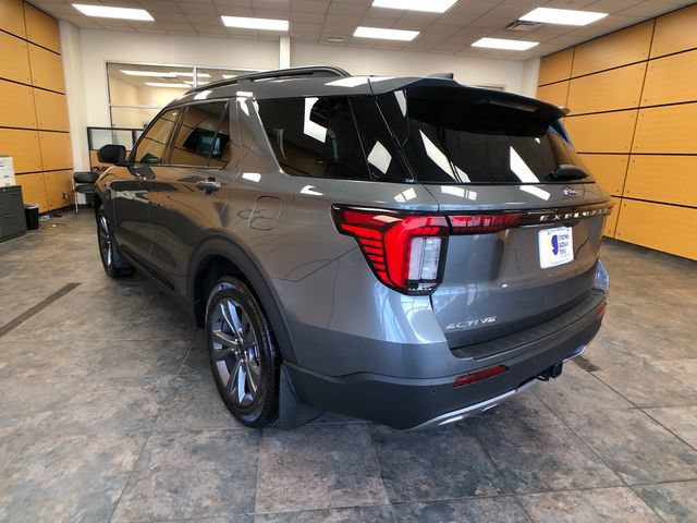 New 2026 Ford Explorer Active w/ Active Comfort Package AWD/4WD image 5