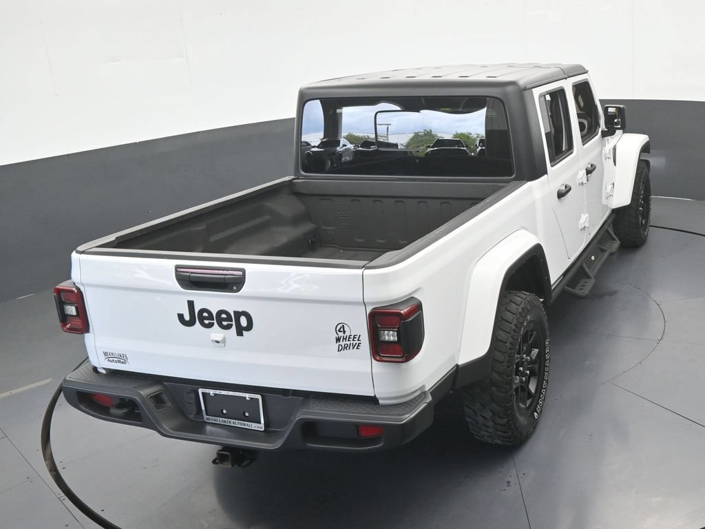 Used 2024 Jeep Gladiator Sport AWD/4WD image 44