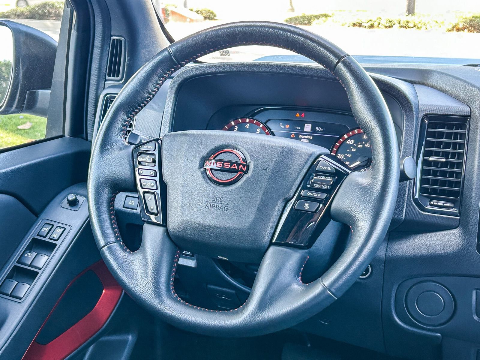 Used 2023 Nissan Frontier Pro-X w/ Pro Convenience Package RWD image 16