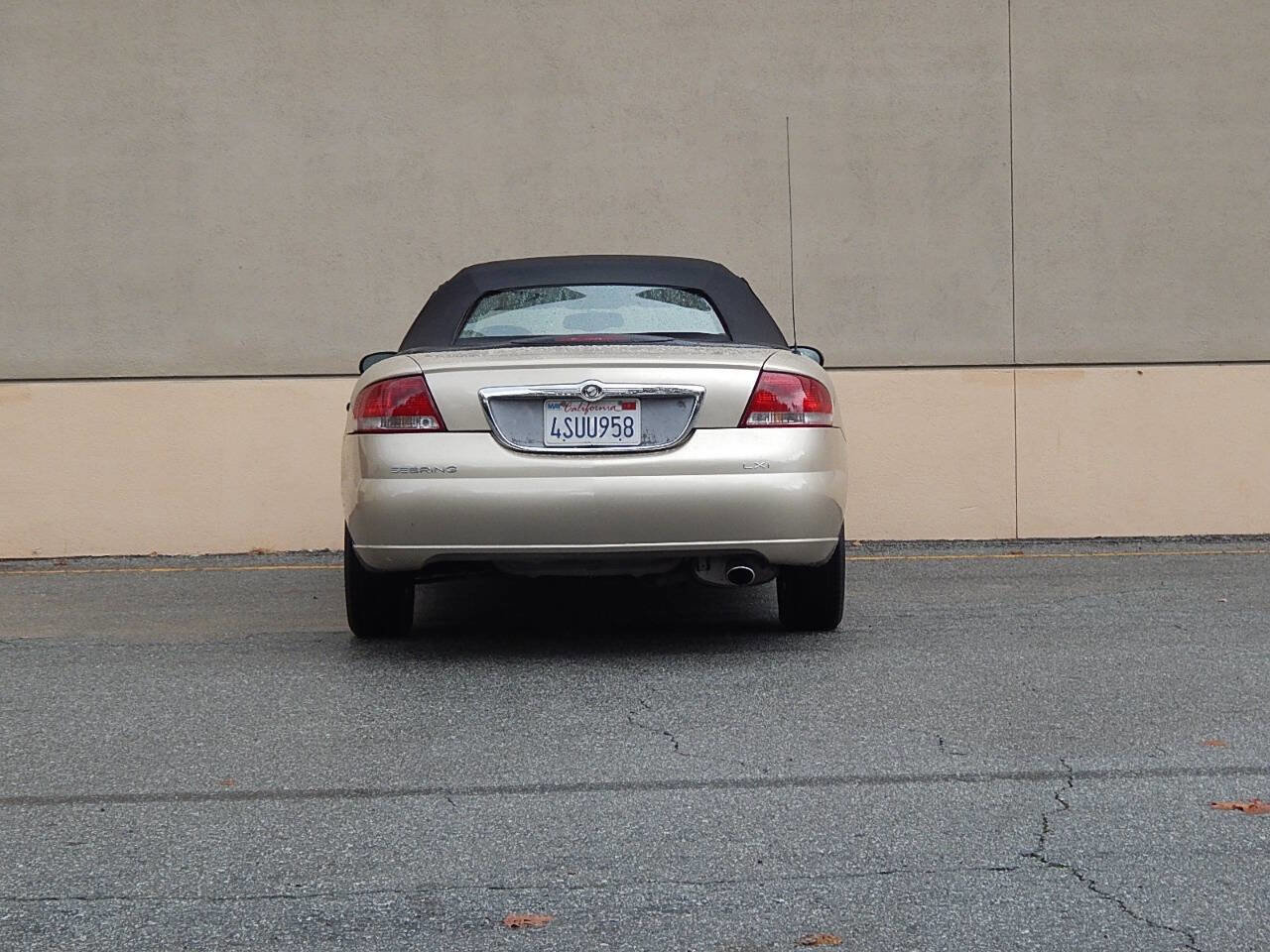 Used 2001 Chrysler Sebring LXi image 6