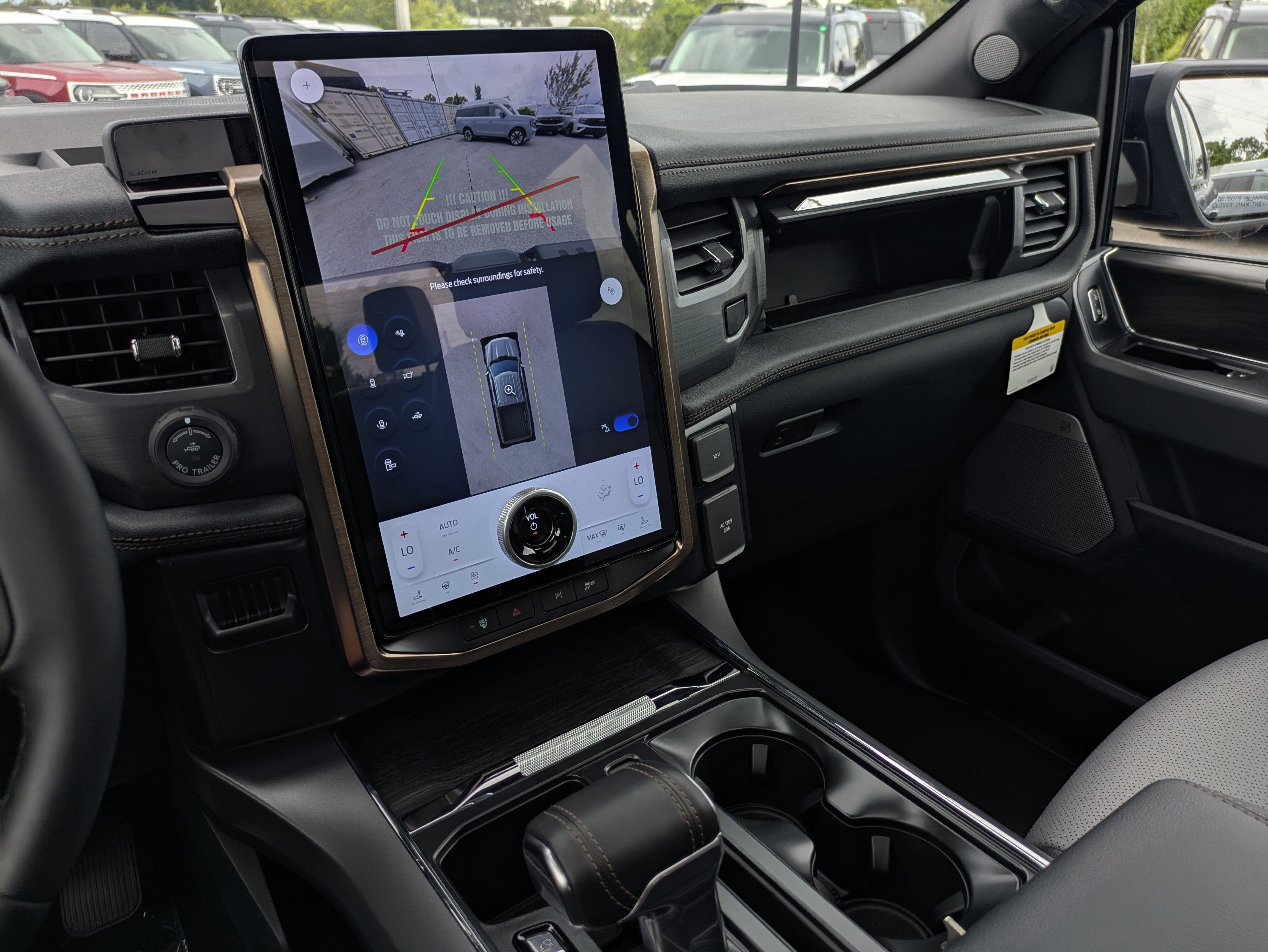 New 2025 Ford F150 Lightning Lariat image 33