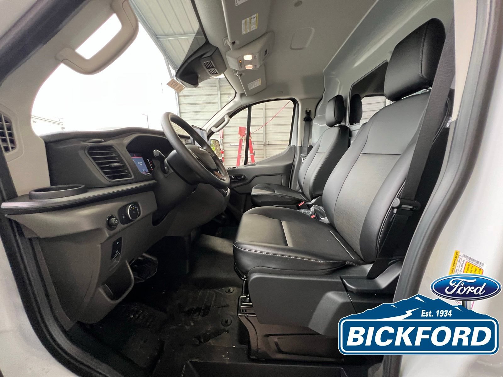New 2026 Ford Transit 150 Low Roof RWD image 17