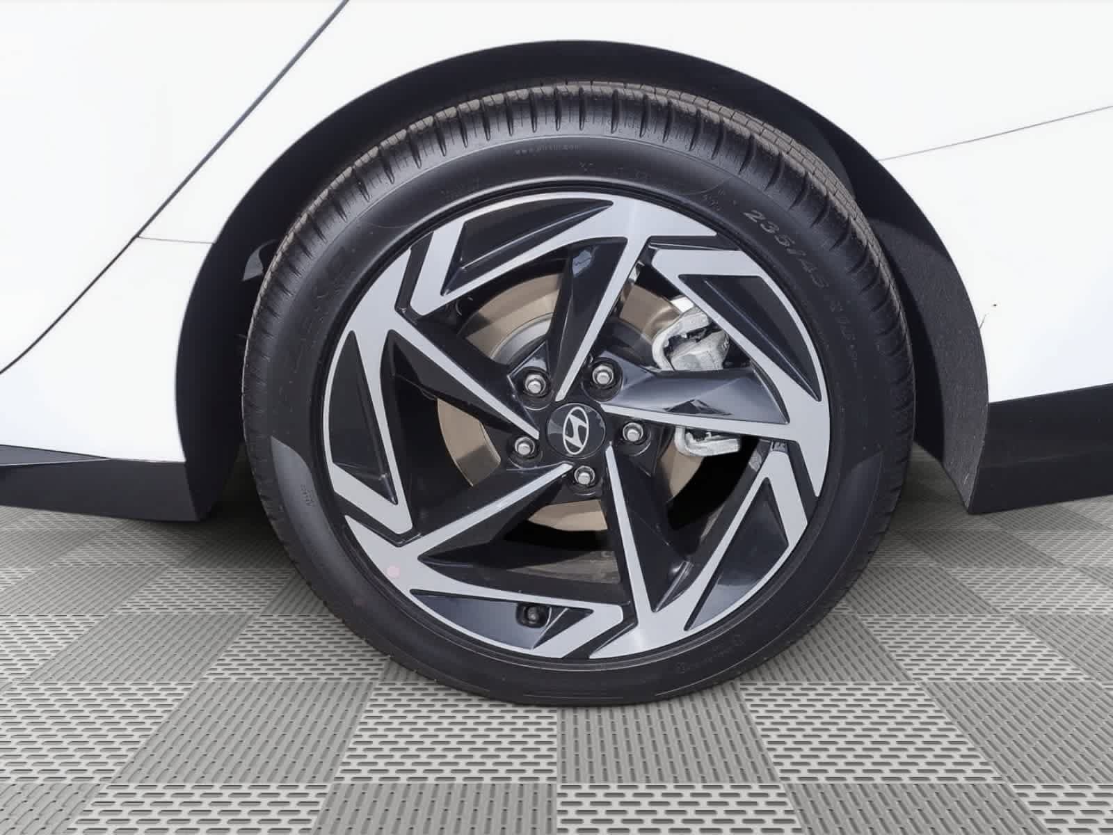 New 2026 Hyundai Sonata SEL FWD image 14