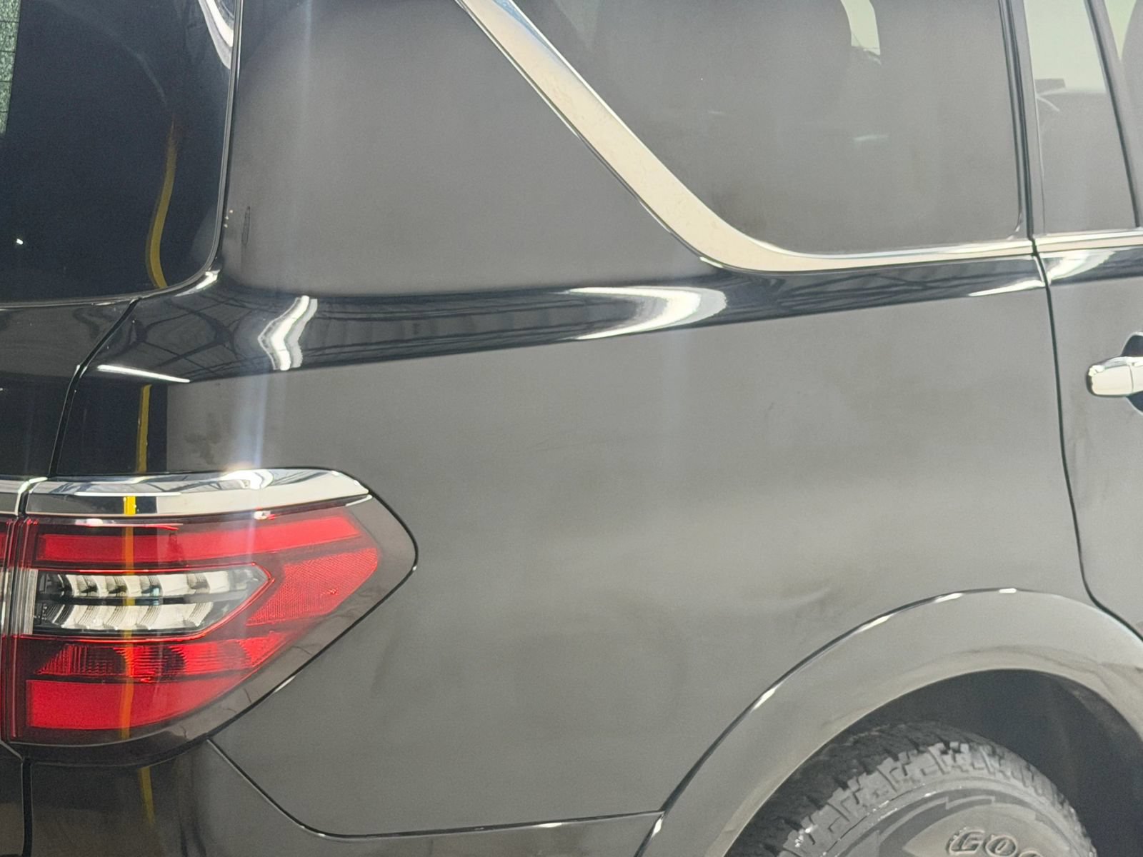 Used 2021 Nissan Armada SV RWD image 10
