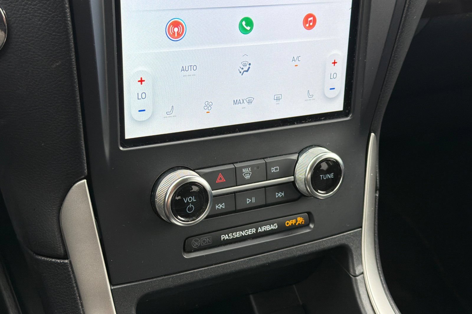 Certified 2024 Ford Edge SEL AWD/4WD image 22