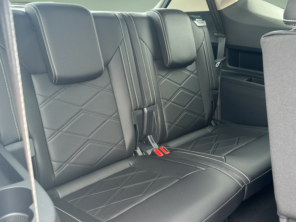 New 2026 Volkswagen Atlas SE FWD image 14