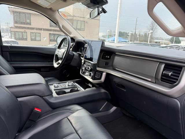 Used 2024 Ford Expedition XLT image 48