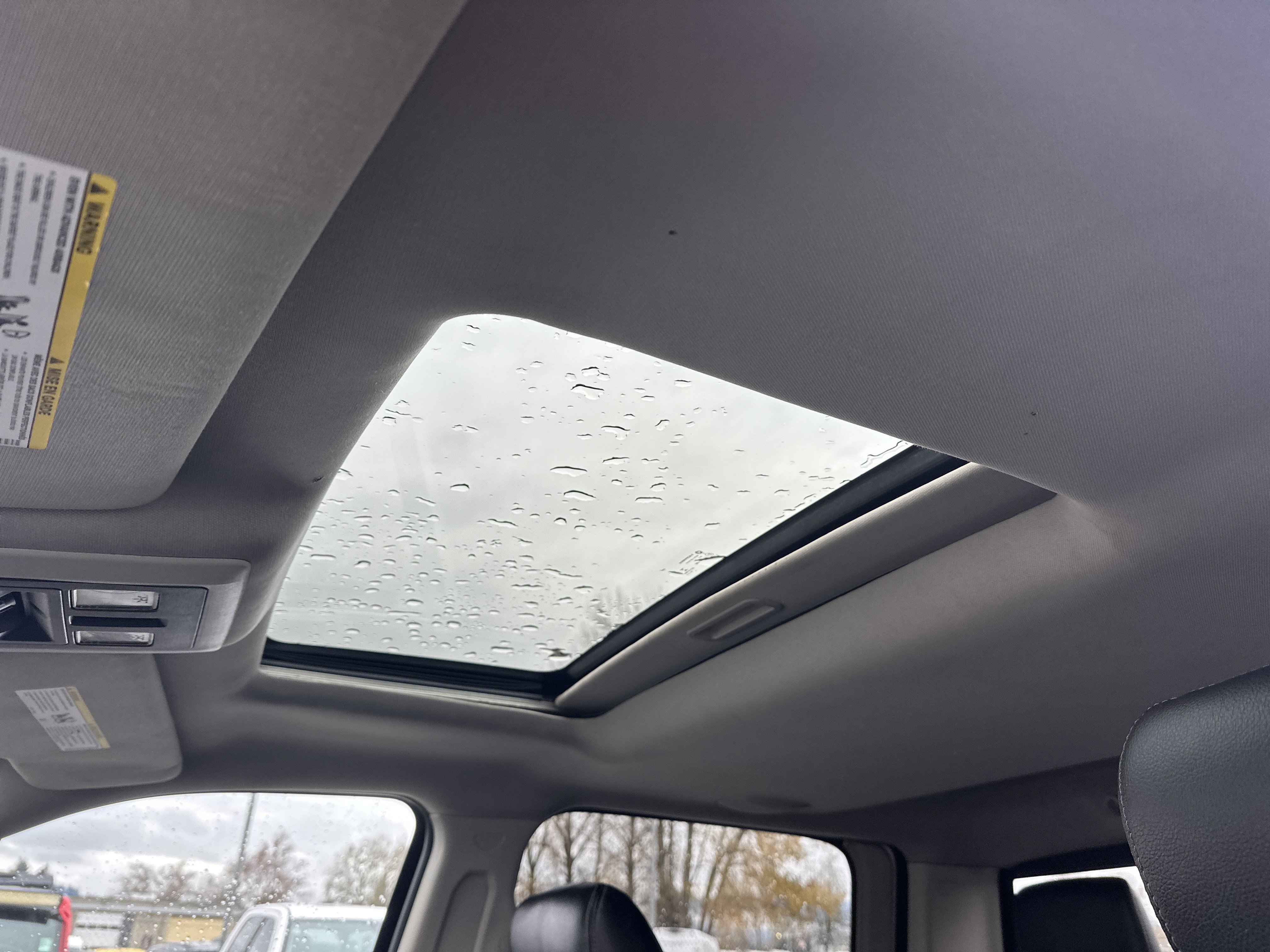 Used 2015 RAM 1500 Sport w/ Sport Premium Group image 18