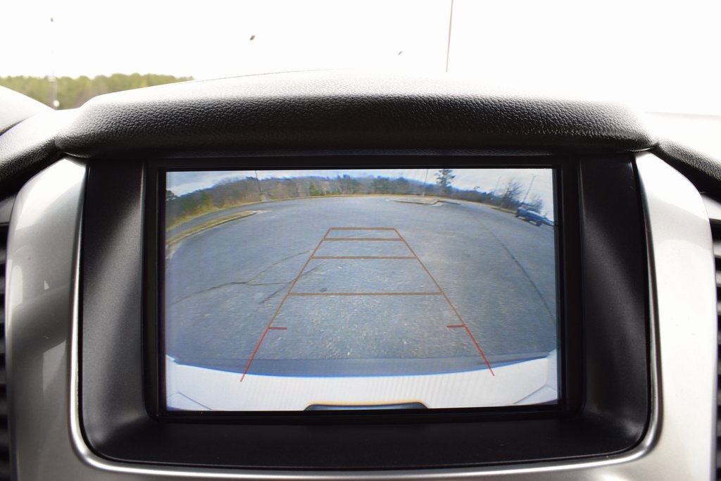 Used 2018 Chevrolet Suburban LT image 21