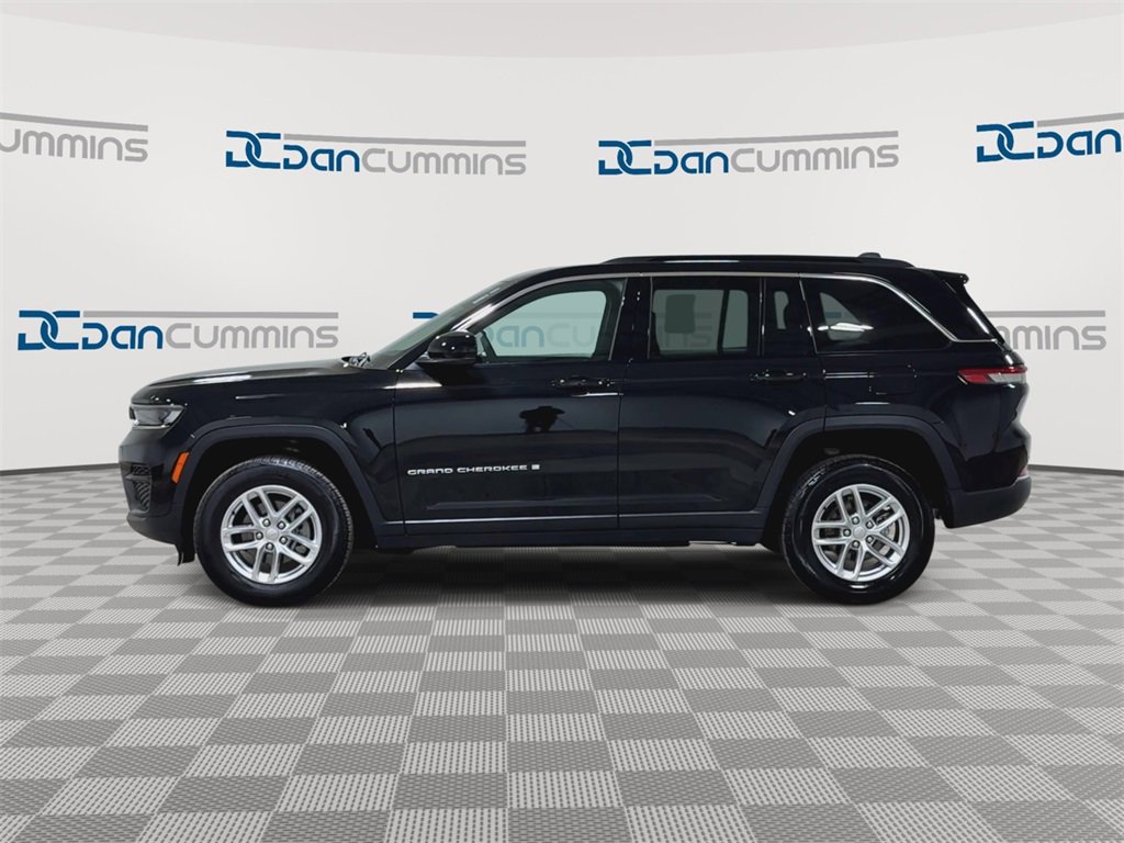 Used 2025 Jeep Grand Cherokee Laredo X w/ Luxury Tech Group I image 5
