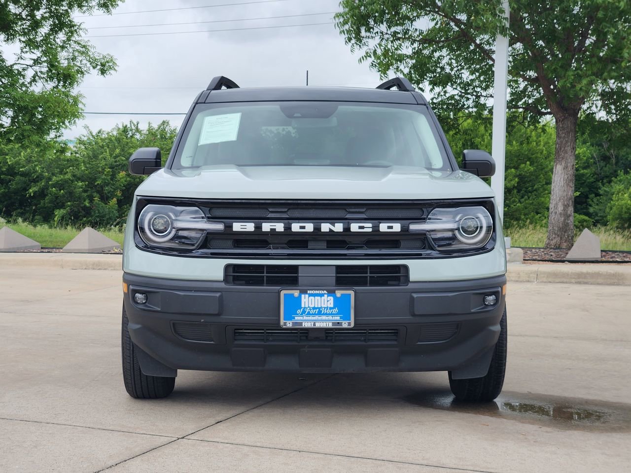 Used 2024 Ford Bronco Sport Outer Banks w/ Tech Package AWD/4WD image 2