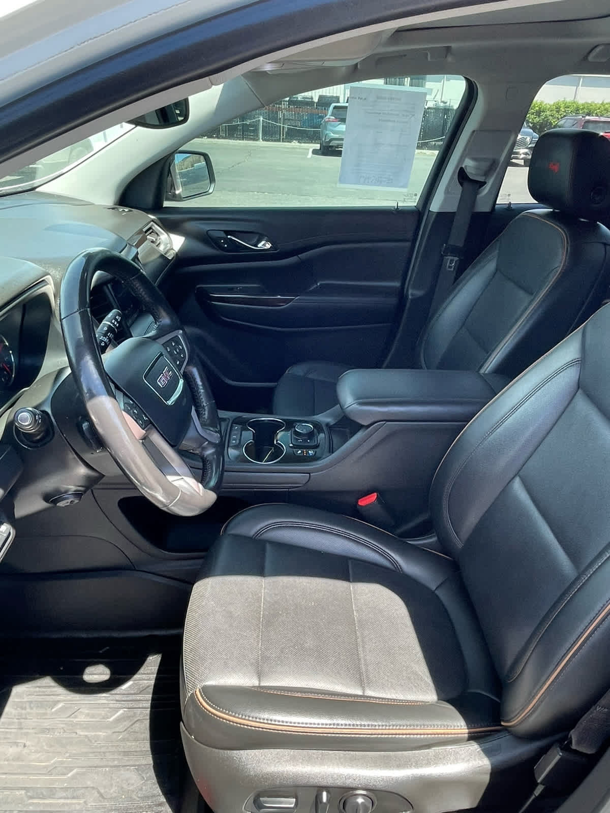 Used 2021 GMC Acadia AT4 w/ Technology Package AWD/4WD image 28