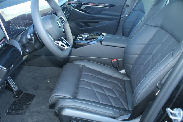 New 2026 BMW 530i xDrive w/ Executive Package image 19