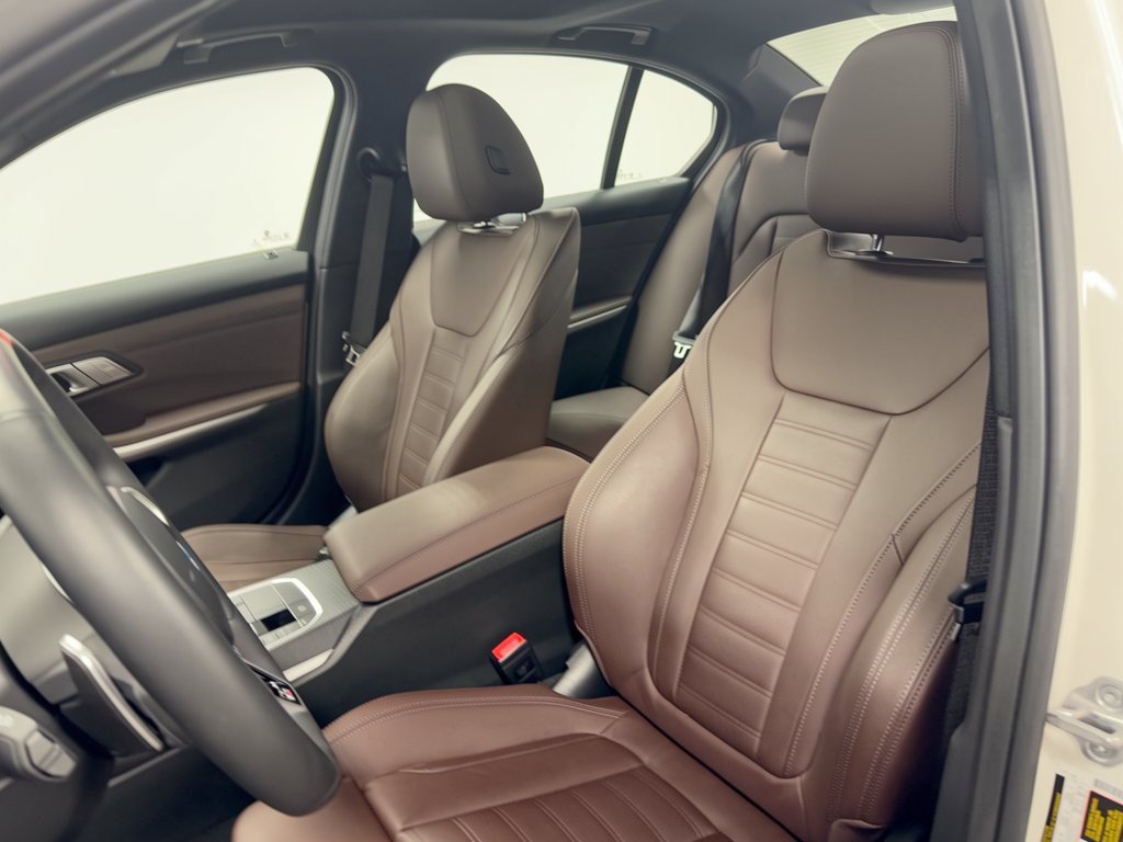 Certified 2025 BMW M340i w/ Premium Package RWD image 5
